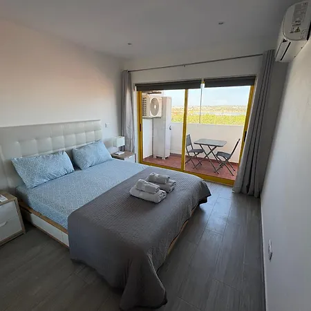 Stylish Marina View Apartment Praia Da Rocha * 포티마오