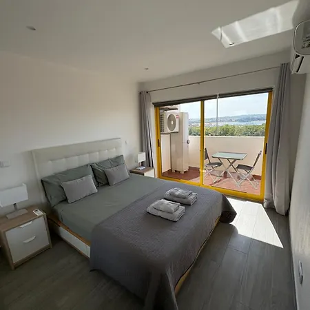 Stylish Marina View Apartment Praia Da Rocha 포티마오